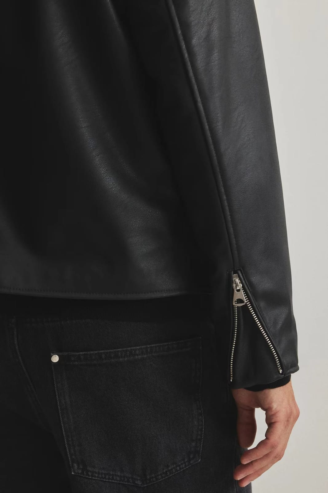 Vintage Black Faux Leather Bomber Jacket for Men & Women | Unisex Streetwear Jacket