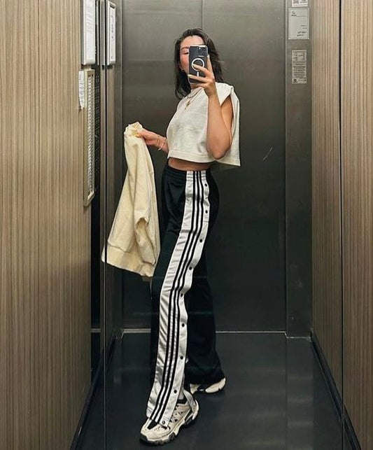 Black Button Straight-Leg Pants – Minimal Streetwear Style